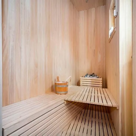 Seafront Endless View