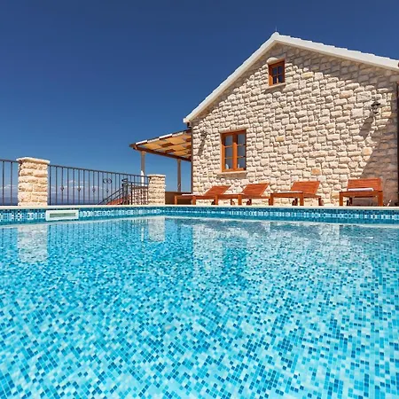 Villa Seafront Endless View *