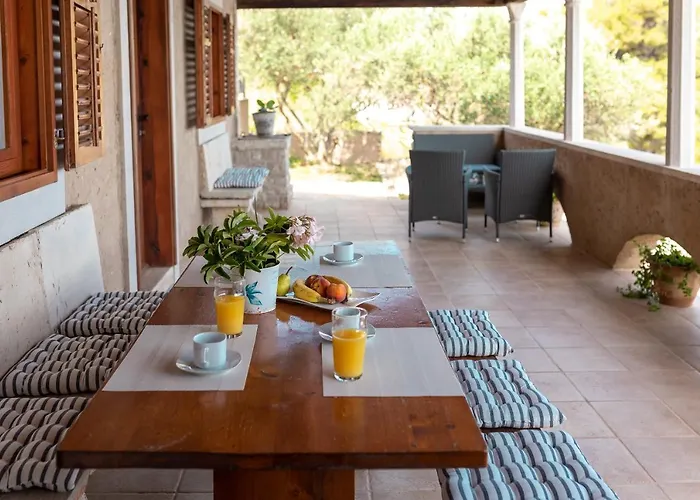 Seafront Endless View