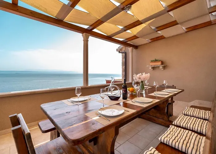 Willa Seafront Endless View