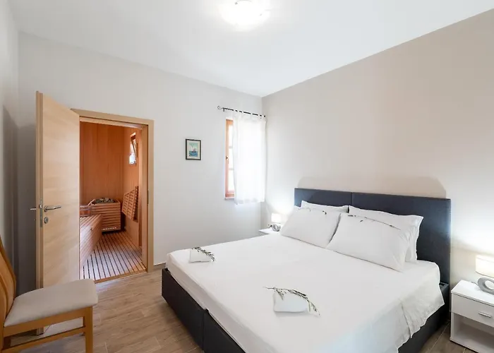 Seafront Endless View *